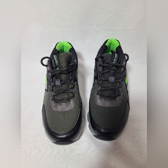 Sketchers air shoes- Mens size 6 - Picture 3 of 8